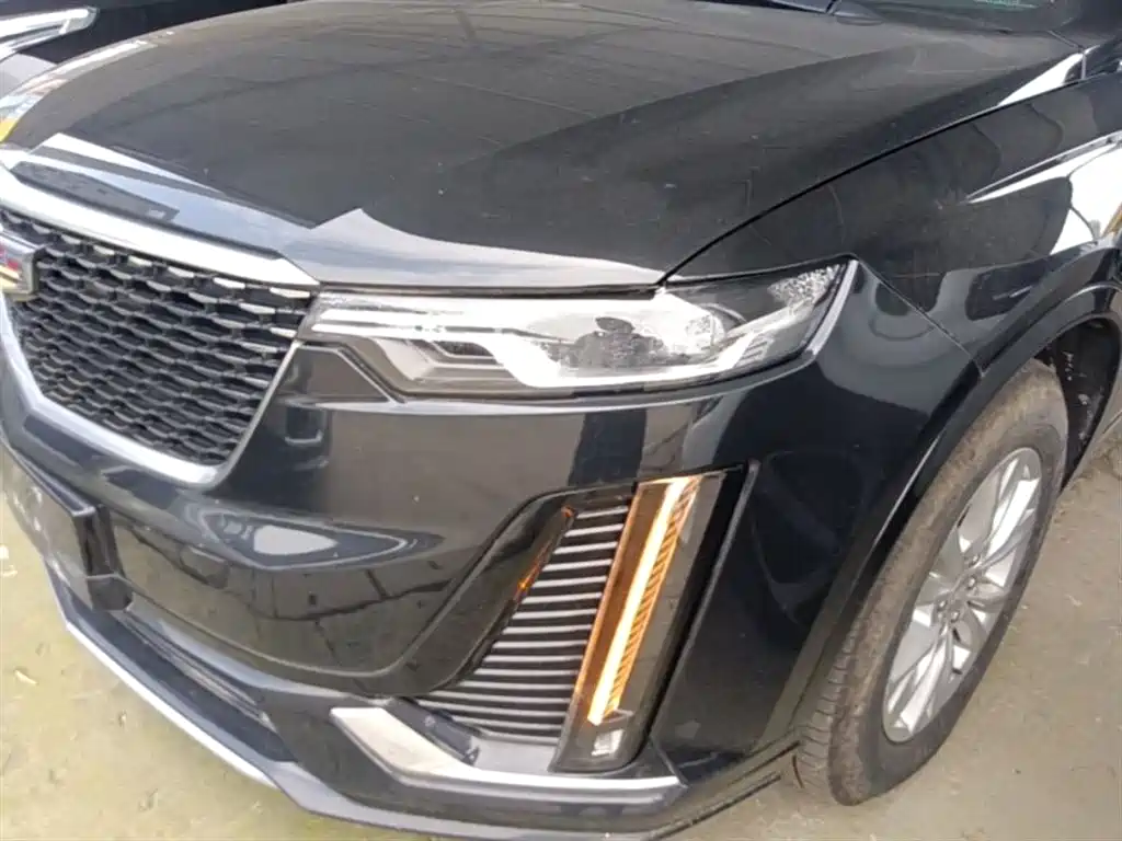 Cadillac XT6 2022 — фото 24