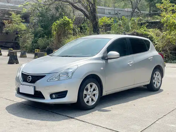 Nissan Tiida 2011