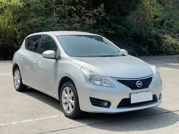 Nissan Tiida 2011