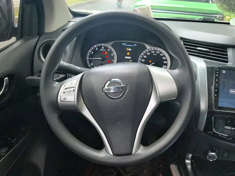 Nissan Terra 2020 — фото 15