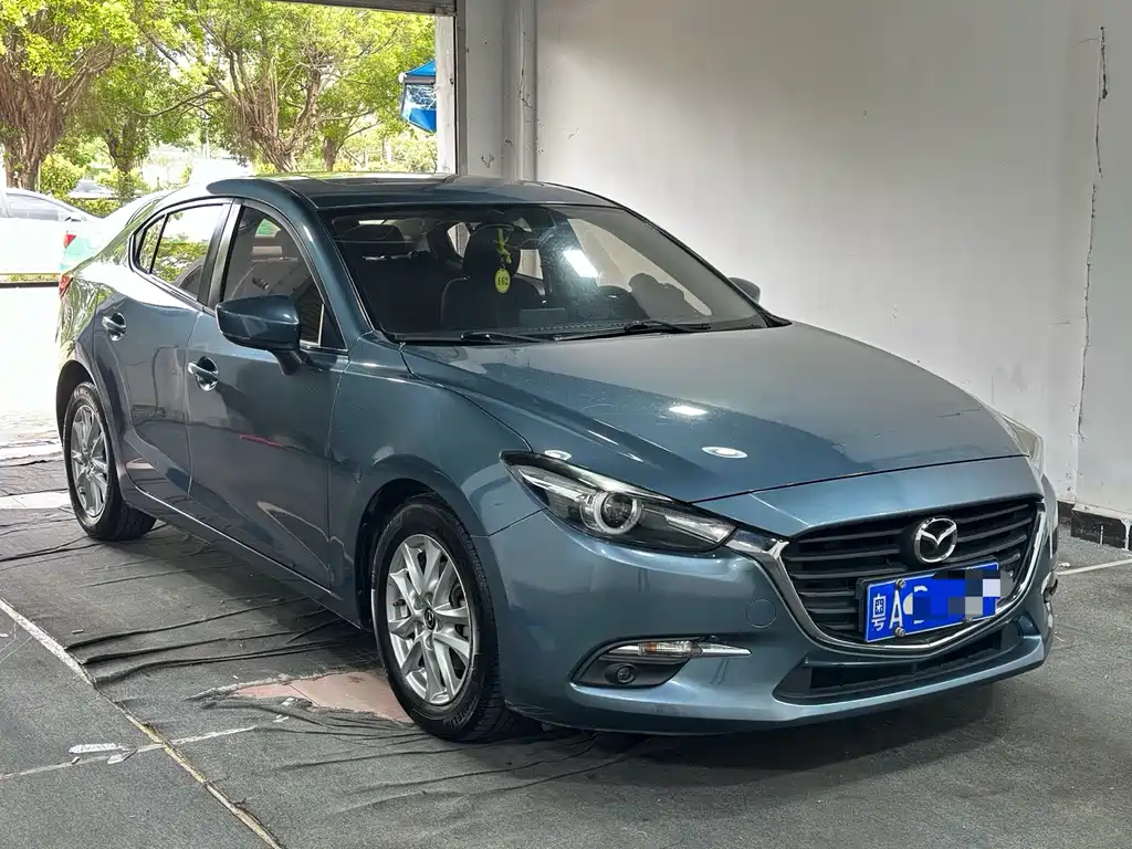 Mazda 3 Axela 2018