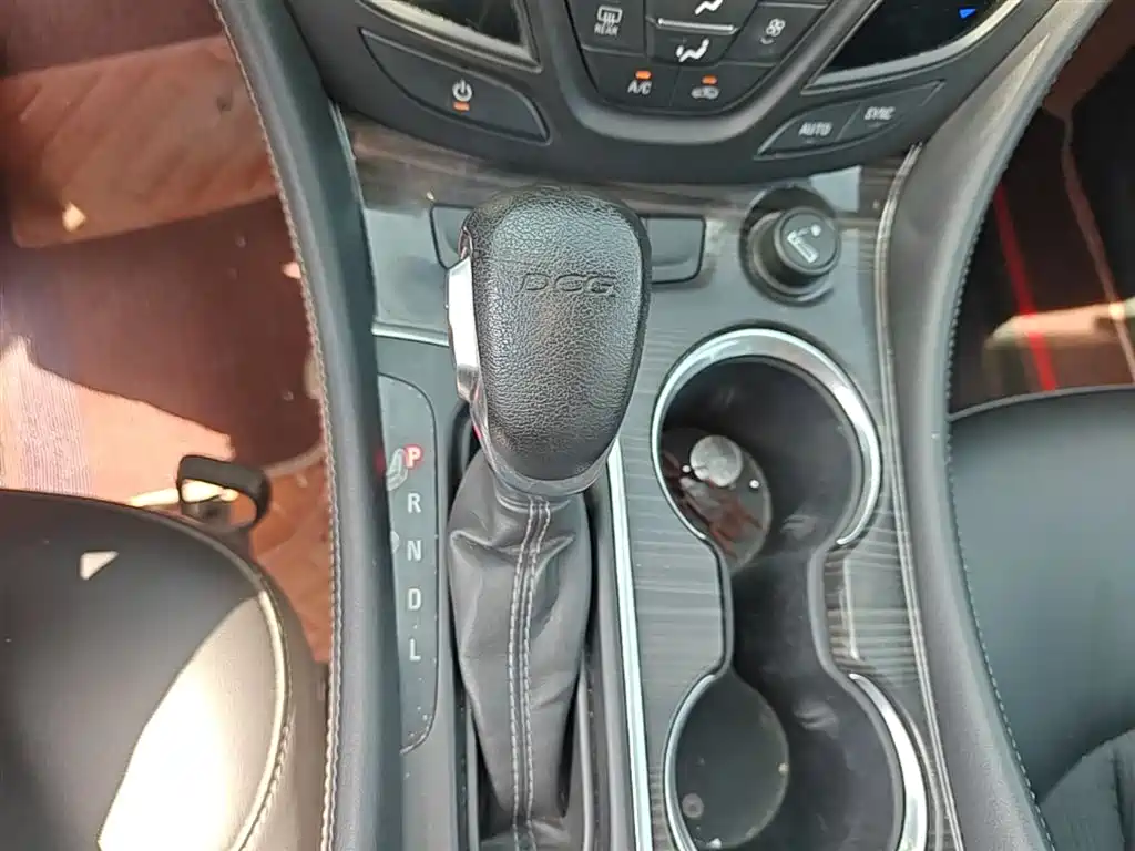 Buick Envision Plus 2018 — фото 14
