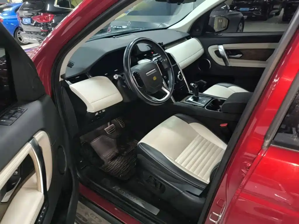 Land Rover Discovery Sport 2020 — фото 16