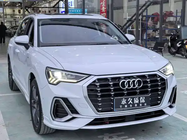 Audi Q3 2021