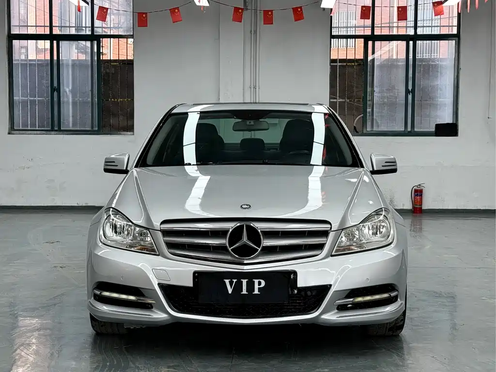 Mercedes-Benz C-Class 2012 — фото 2