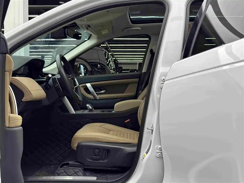 Land Rover Discovery Sport 2025 — фото 8