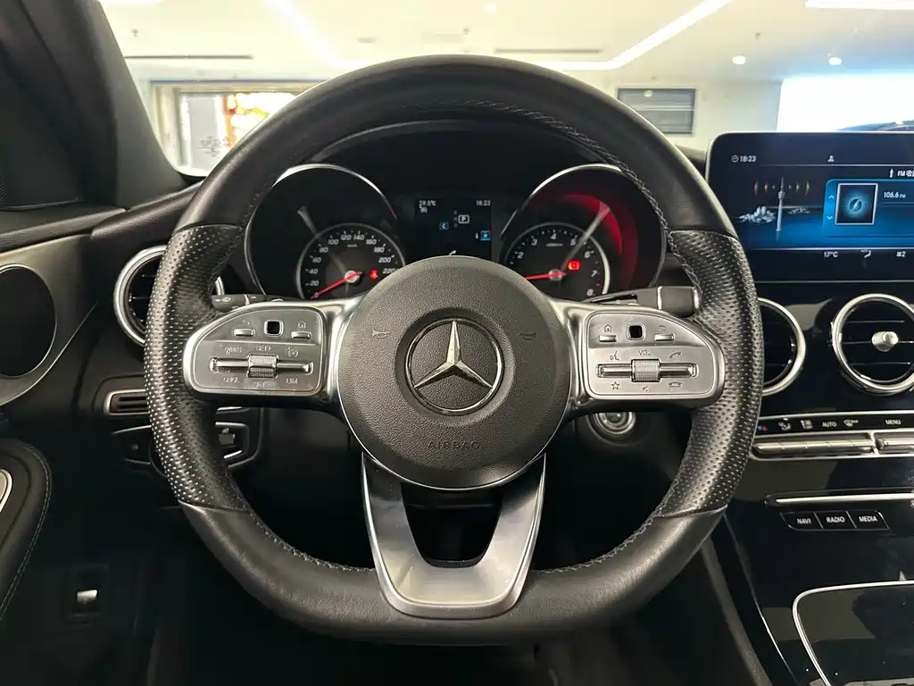 Mercedes-Benz C-Class 2019 — фото 21