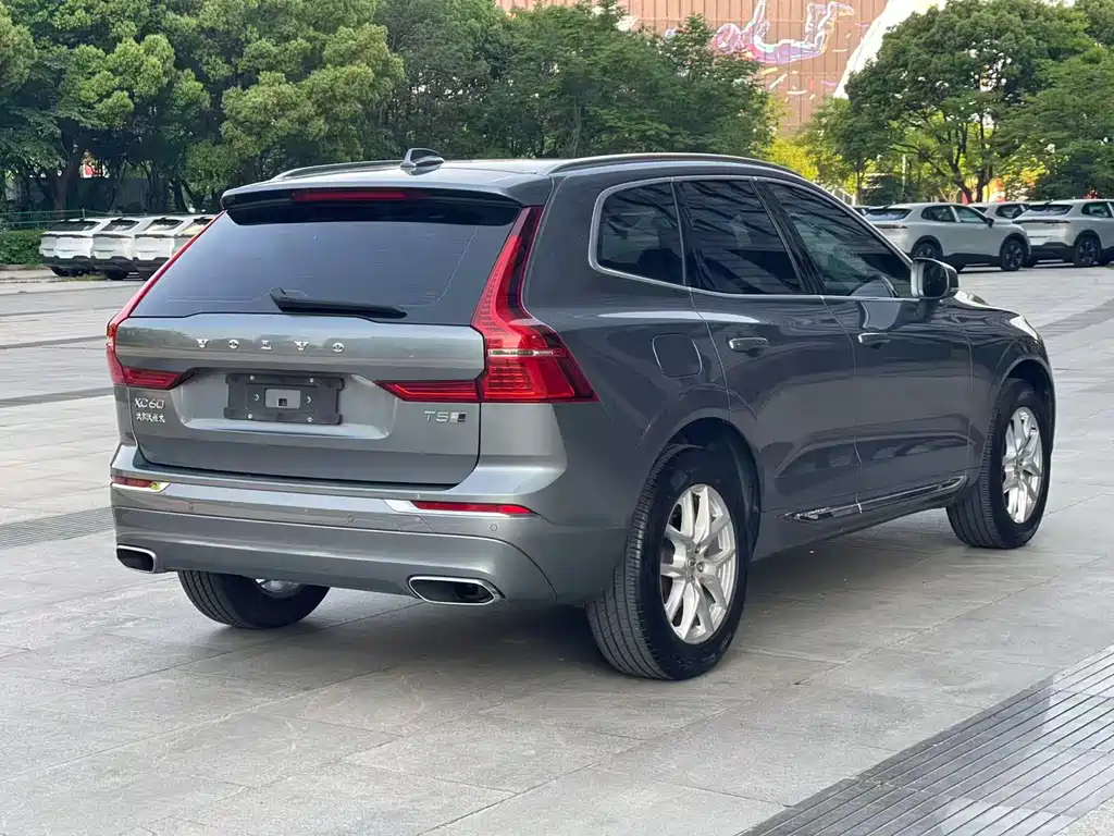 Volvo XC60 2020 — фото 4