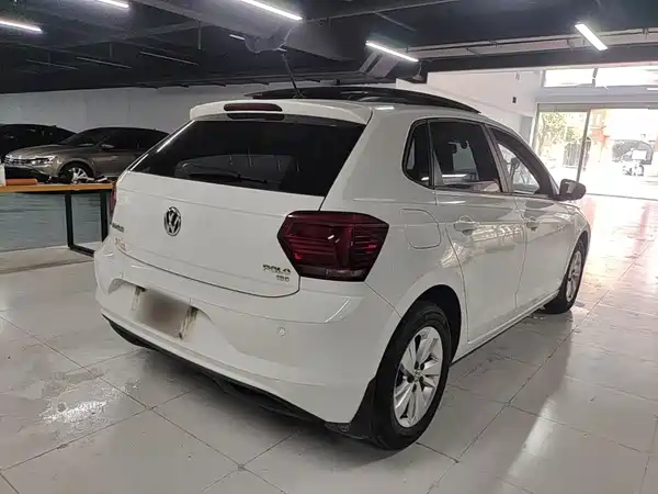 Volkswagen Polo 2021