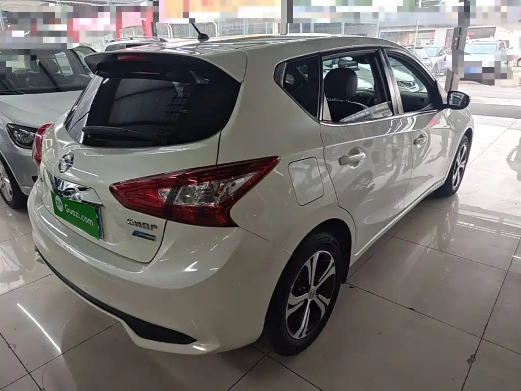 Nissan Tiida 2019 — фото 7