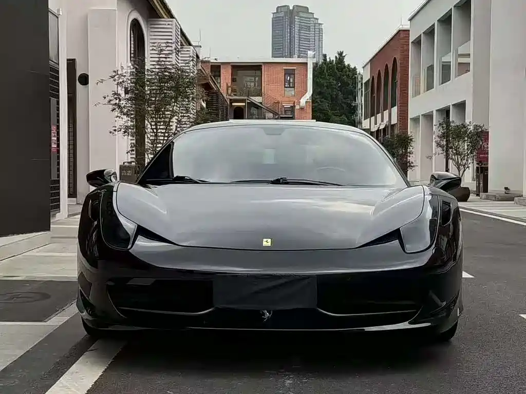 Ferrari 458 2013 — фото 1