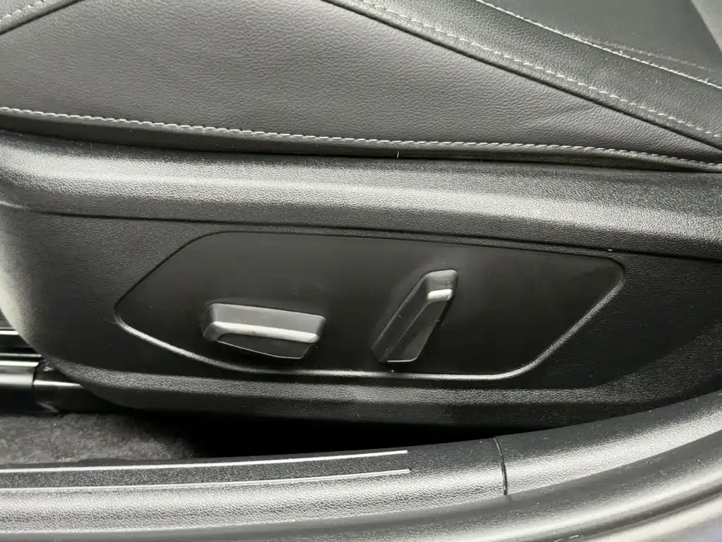 Hyundai Elantra 2022 — фото 19