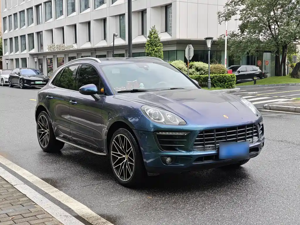 Porsche Macan 2018 — фото 8