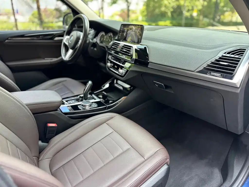 BMW X3 2018 — фото 13