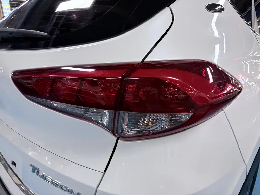 Hyundai Tucson 2018 — фото 20