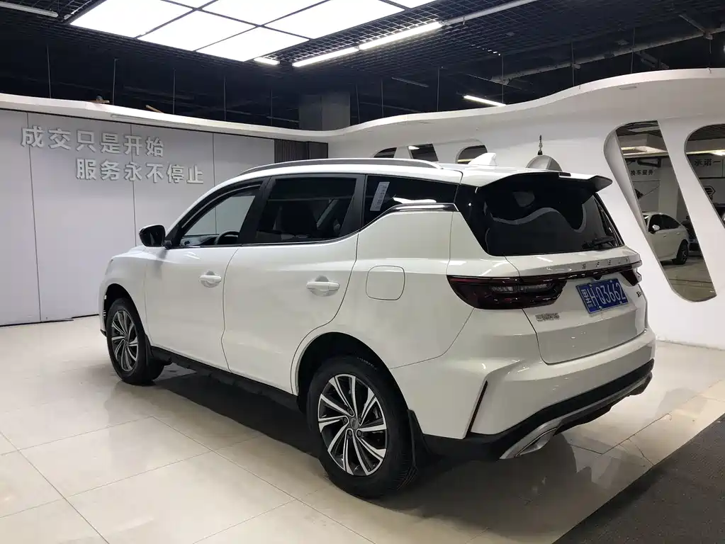 Geely Vision X6 2023 — фото 4