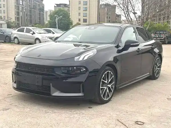 Lynk & Co 03 2022