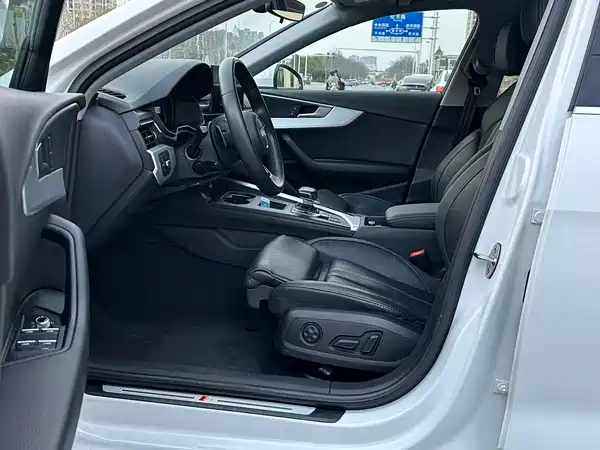 Audi A4L 2022
