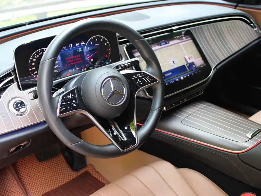 Mercedes-Benz E-Class 2024 — фото 12