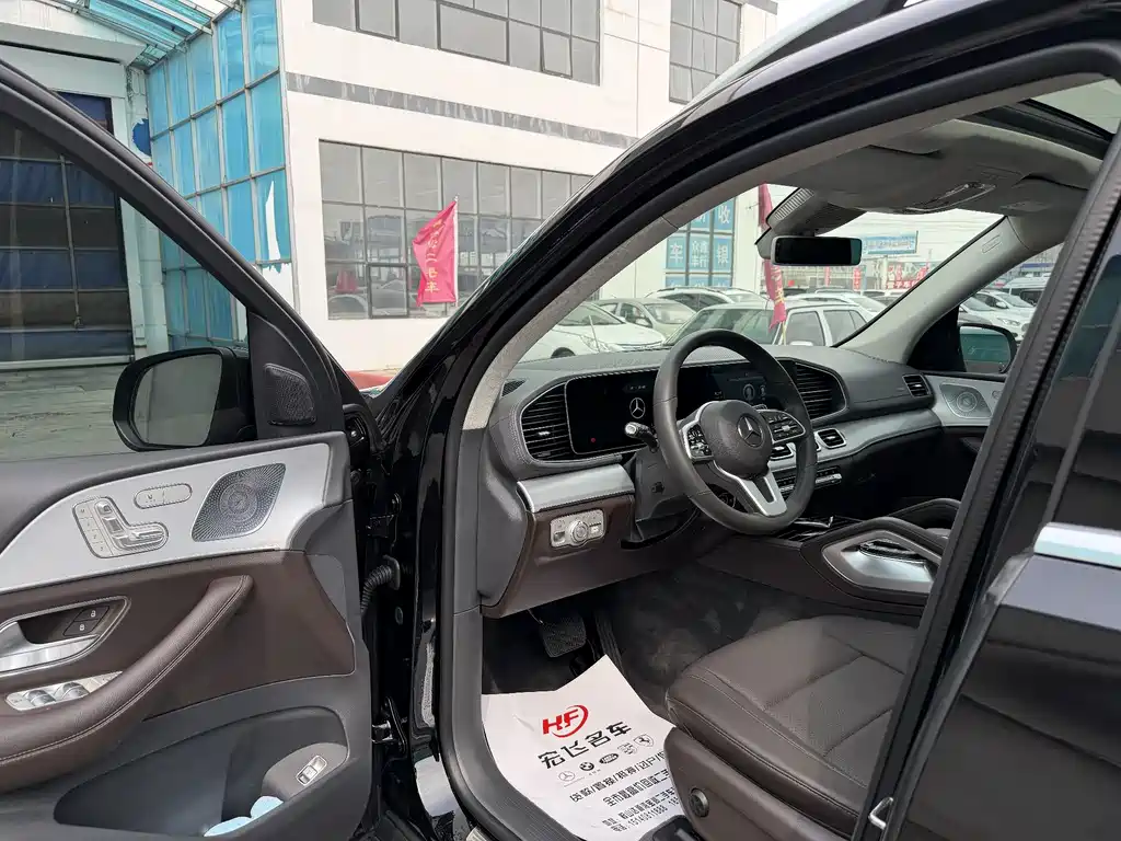Mercedes-Benz GLE 2020 — фото 16
