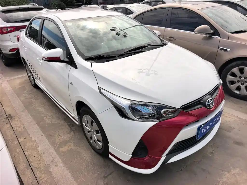 Toyota Yaris L 2018 — фото 3