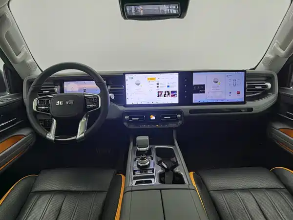 BAIC BJ40 Extended Range 2025