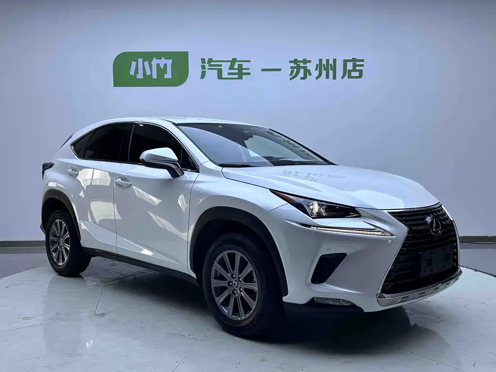 Lexus NX 2020 — фото 2