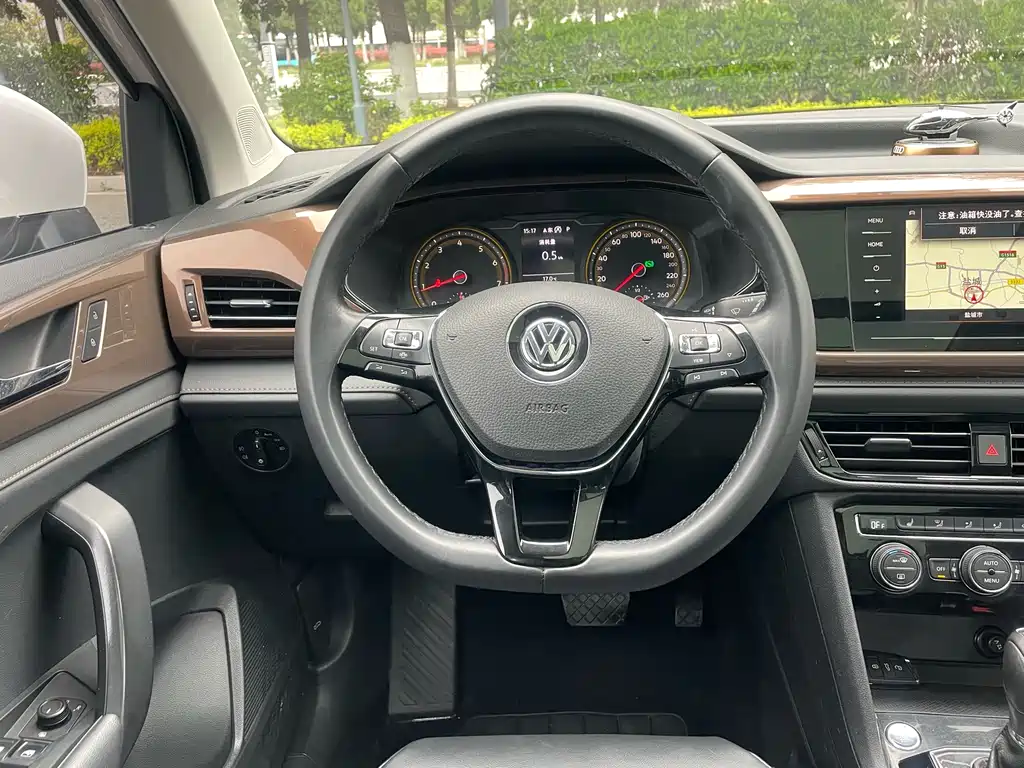 Volkswagen Tharu 2020 — фото 15