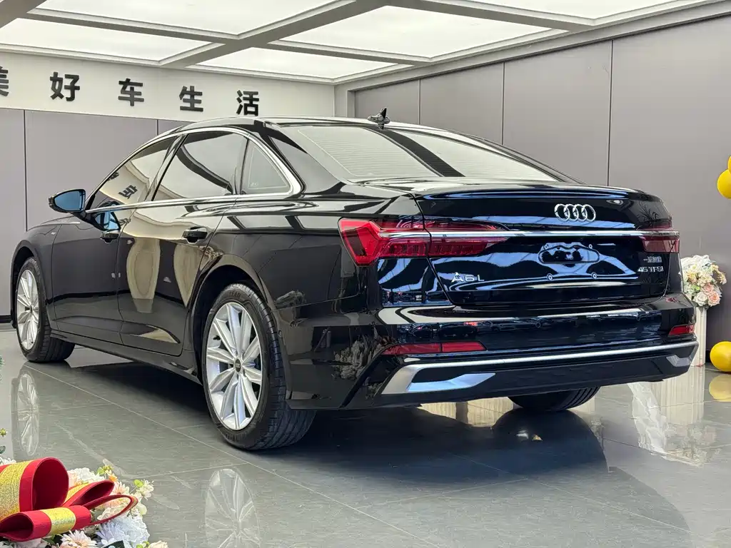 Audi A6L 2024 — фото 13