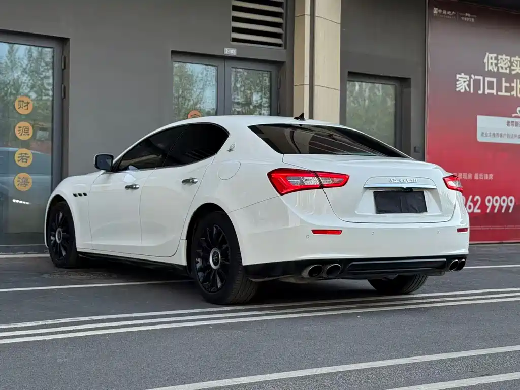 Maserati Ghibli 2014 — фото 4