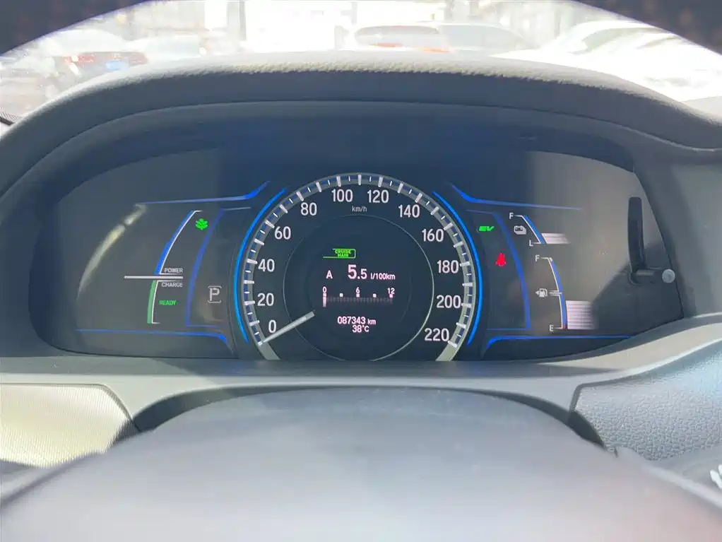 Honda Accord 2017 — фото 10