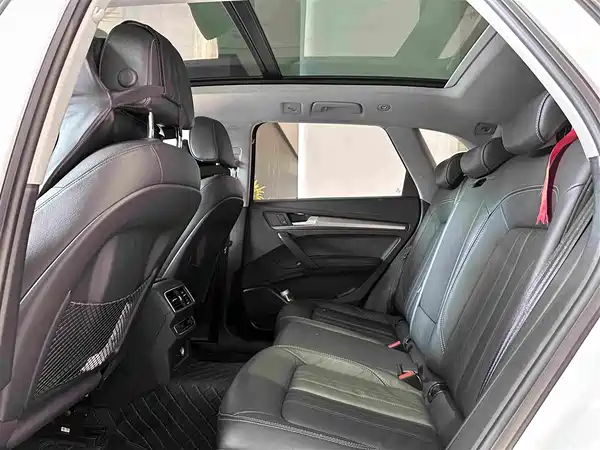 Audi Q5L 2020