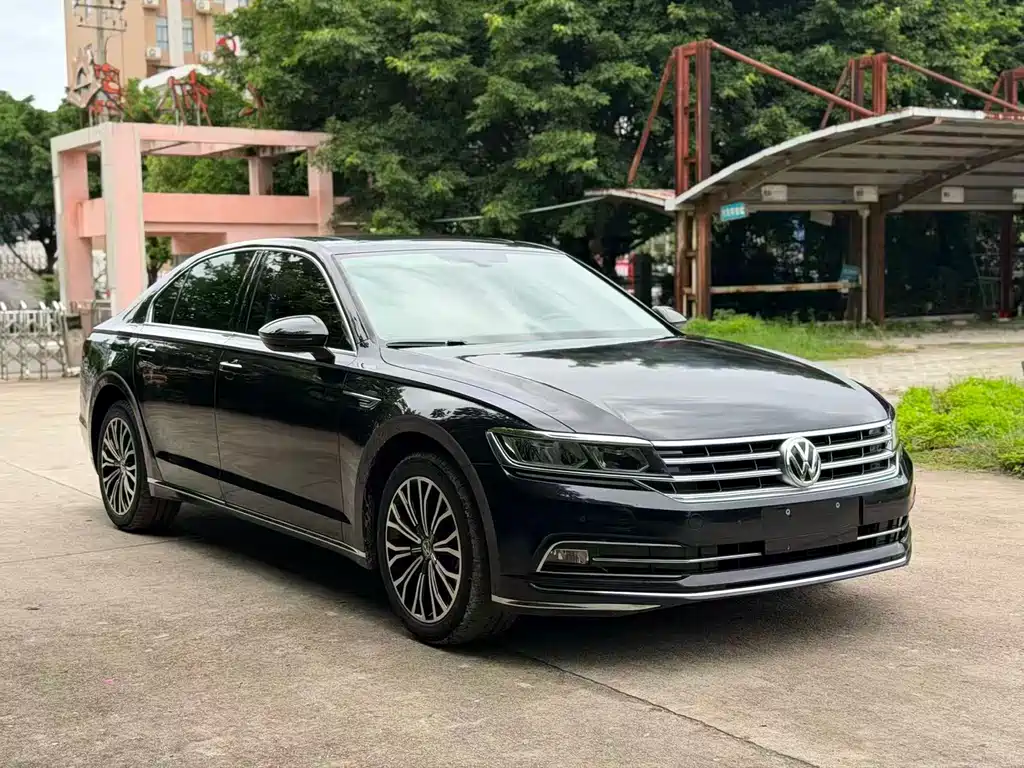 Volkswagen Phideon 2018 — фото 3