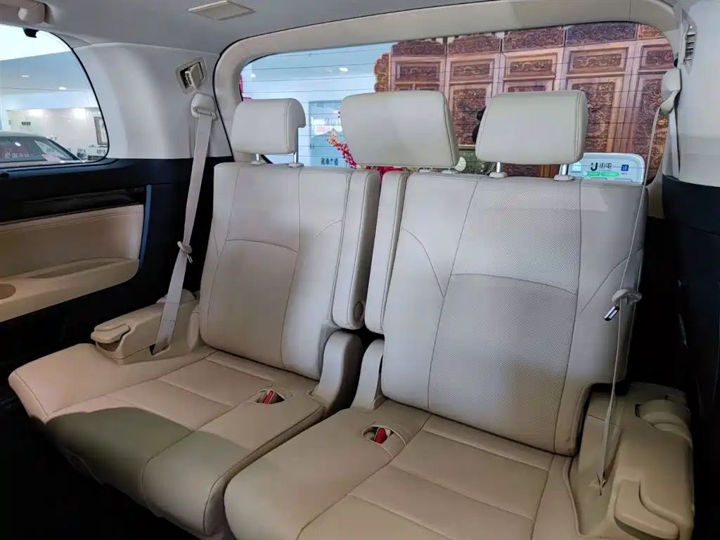 Toyota Alphard 2018