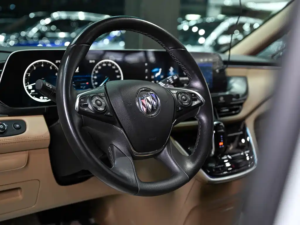 Buick GL8 2020 — фото 9