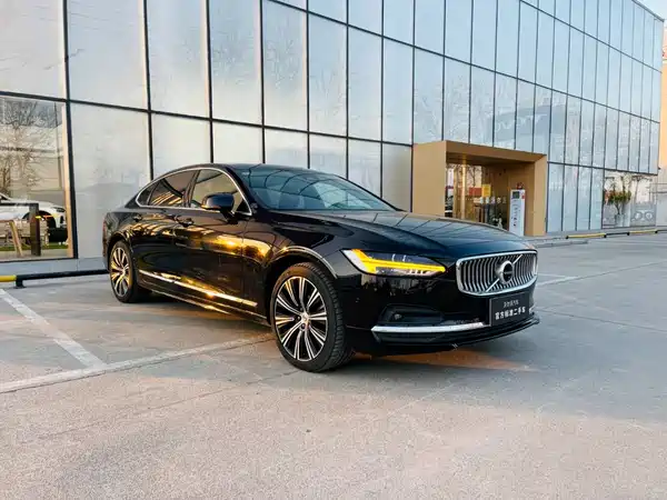 Volvo S90 2024