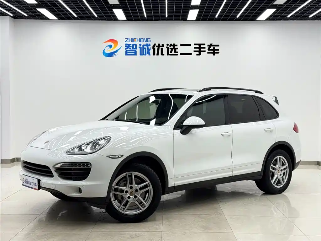 Porsche Cayenne 2015 — фото 1
