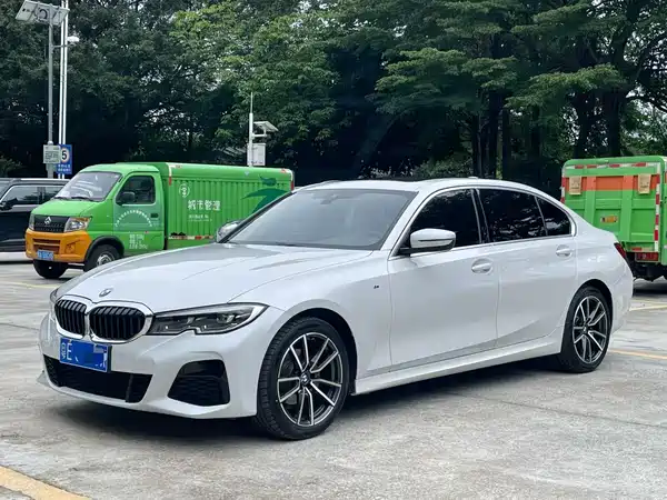 BMW 3 Series 2022