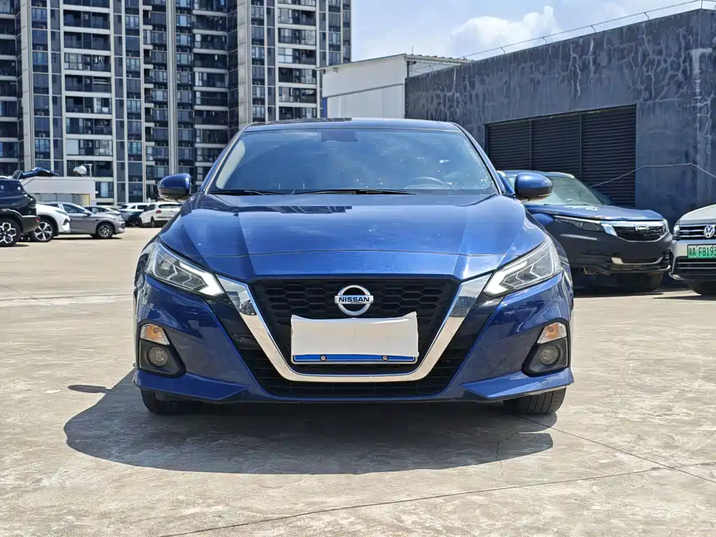Nissan Teana 2022 — фото 2