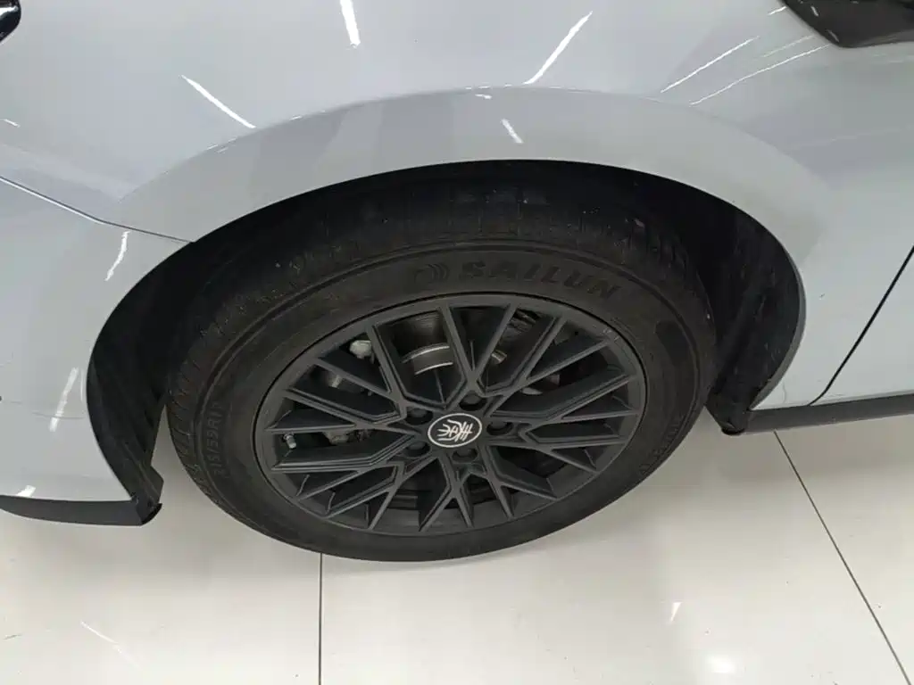BYD Qin PLUS 2025 — фото 23