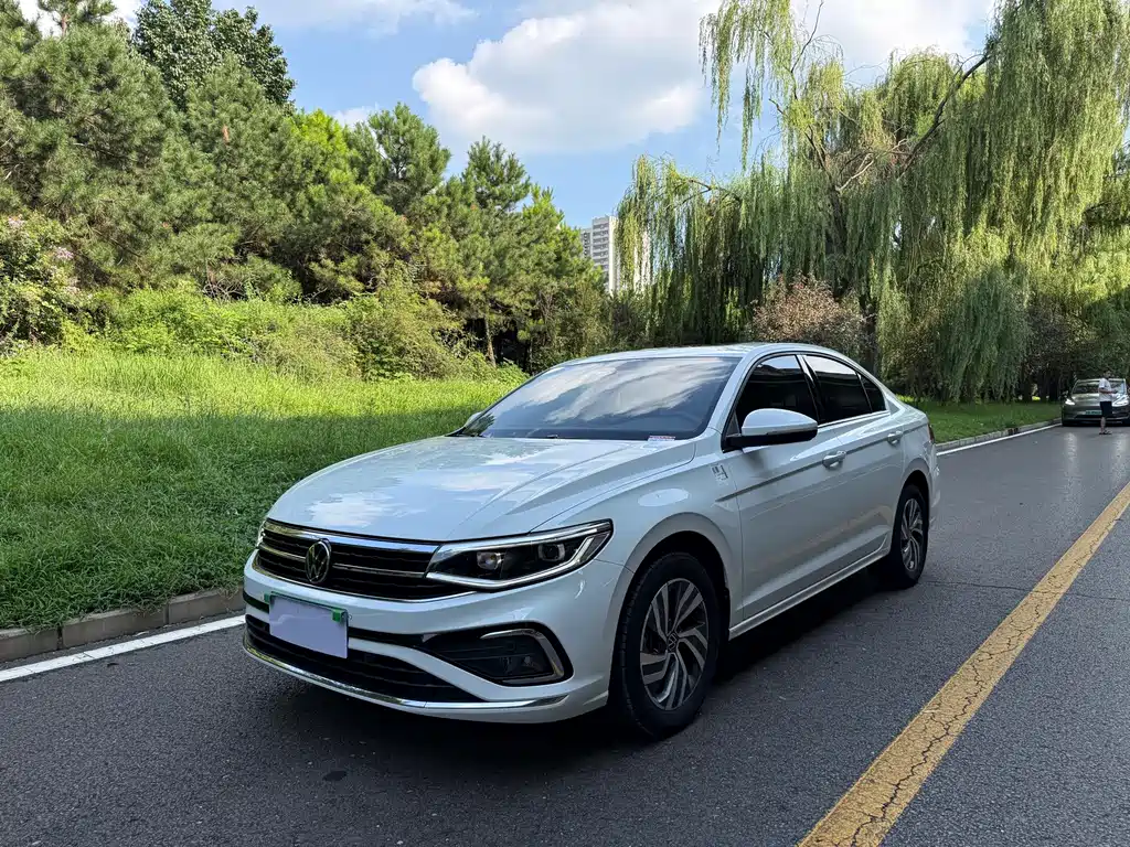 Volkswagen Bora 2024