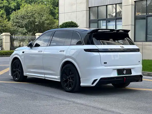 Li Auto L7 2024