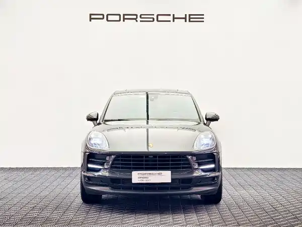 Porsche Macan 2021