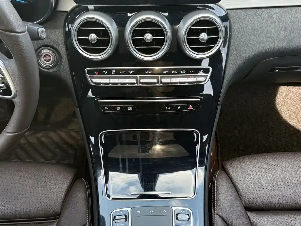 Mercedes-Benz GLC 2020 — фото 11