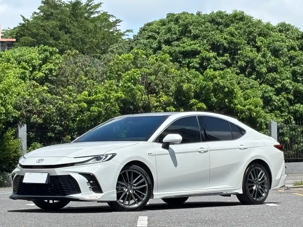 Toyota Camry 2024
