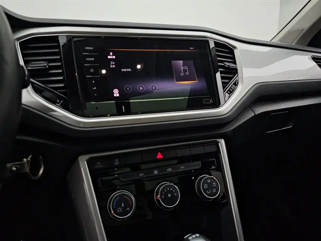 Volkswagen T-Roc 2022 — фото 10