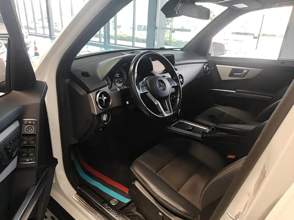 Mercedes-Benz GLK-Class 2015 — фото 16