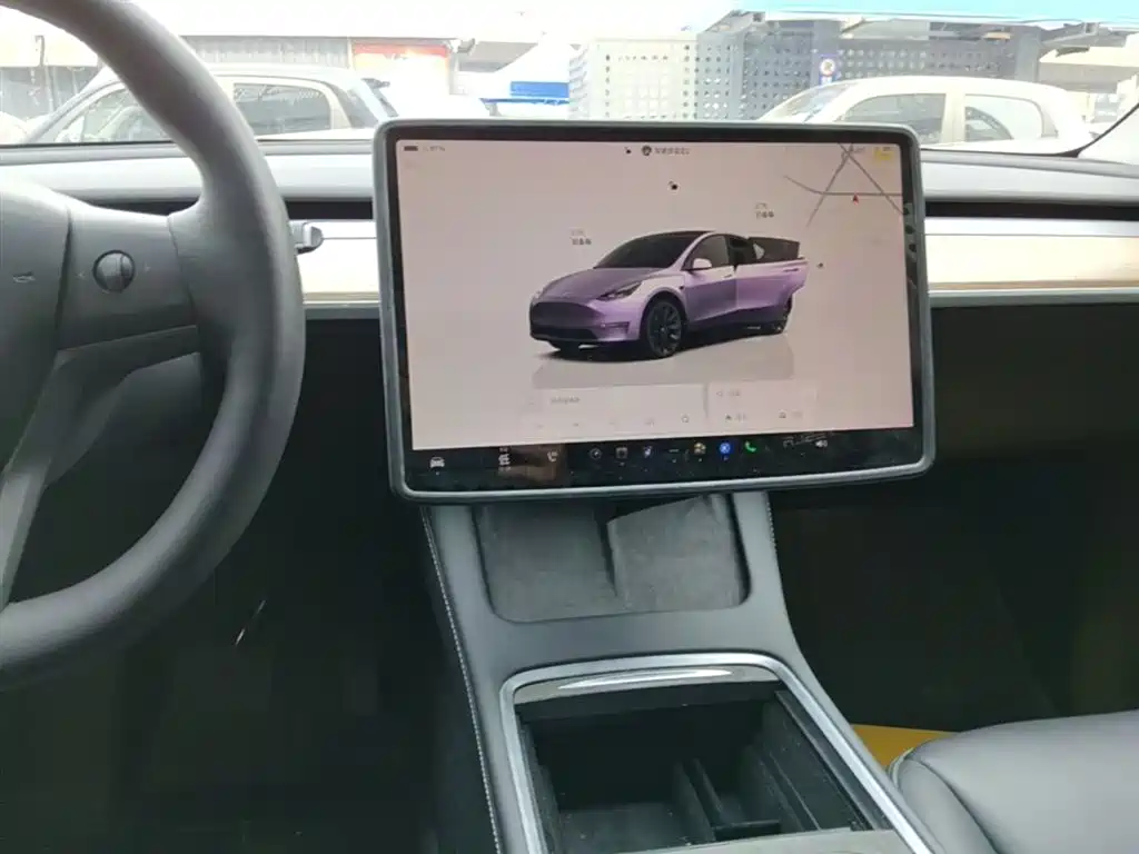 Tesla Model Y 2022 — фото 13