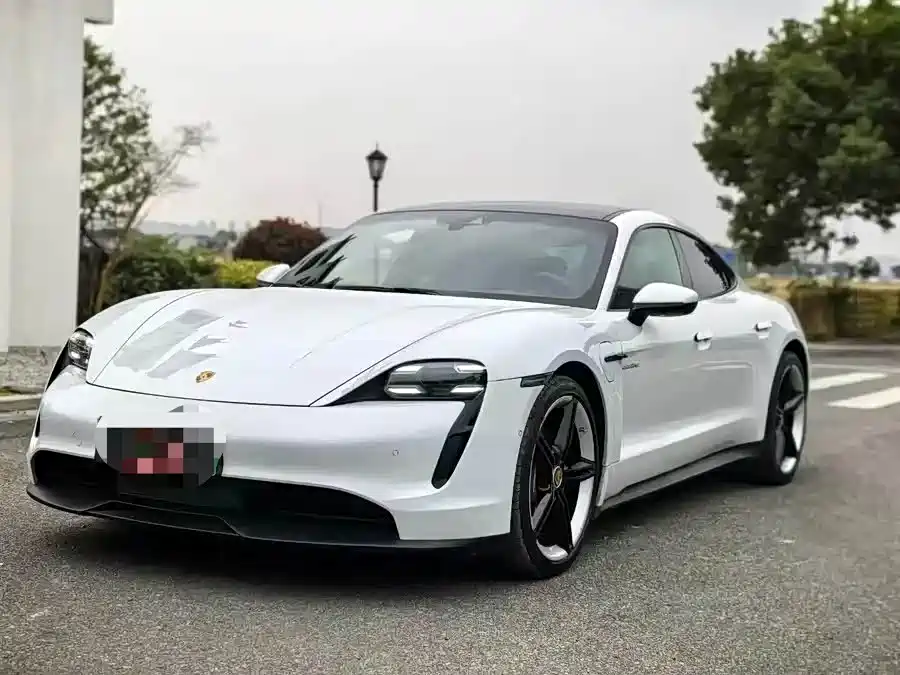 Porsche Taycan 2020