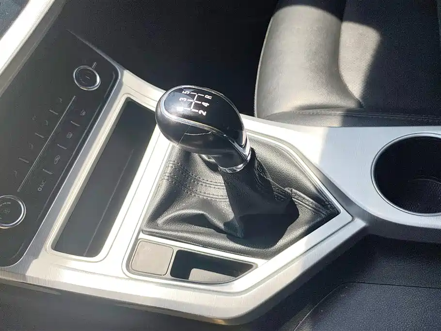 Geely Vision 2019 — фото 16